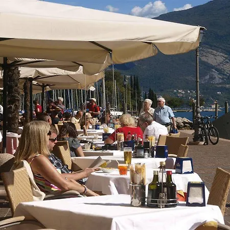 Sole Relax&panorama 4* Riva del Garda